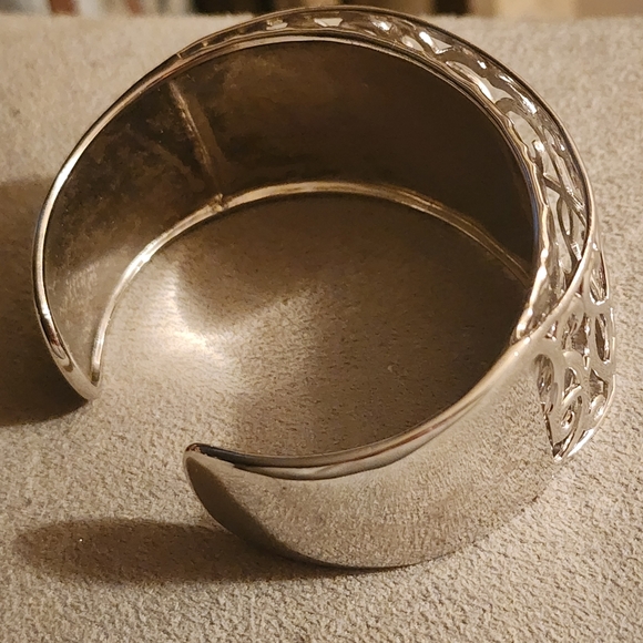 Designer Sterling Silver Cuff Bracelet 3D Gallery Heavy Scroll Hearts heart - Picture 5 of 14